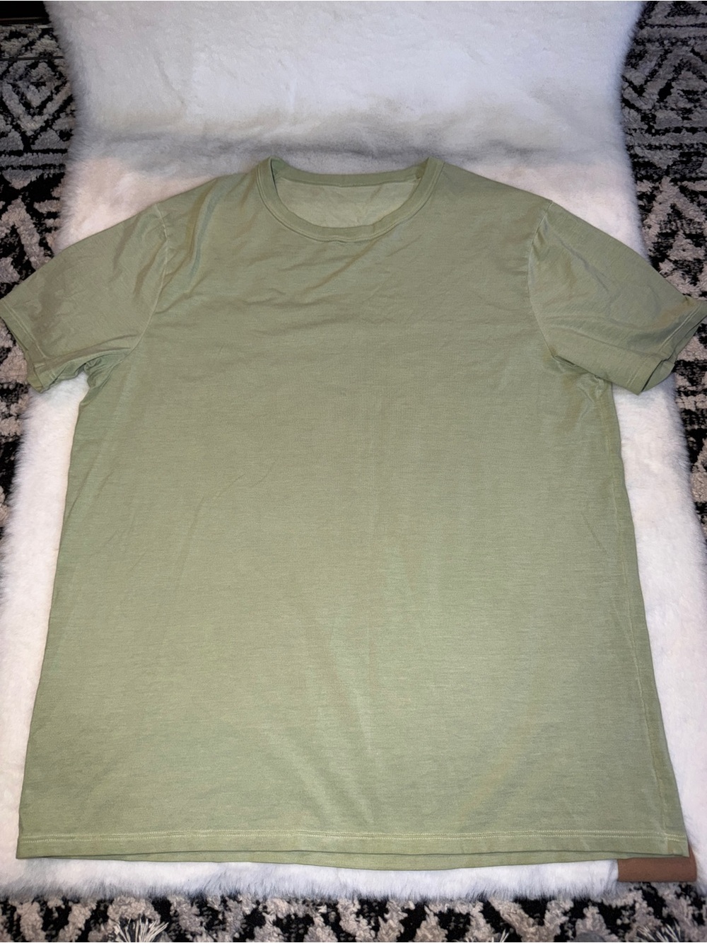 lululemon athletica Men’s Crew Tee in Sage Green